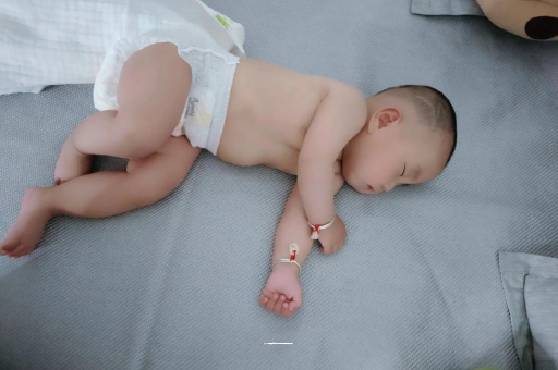 阳江9个月宝宝可以吃盐吗